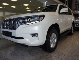 Land Cruiser SUV 2.8 D-4D Luxury 4WD A/T