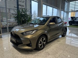 Yaris Hybrid 5d Hatchback 1.5 Hybrid 115 (116 hp) e-CVT Active Plus-image