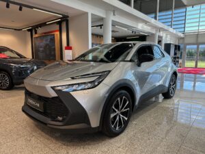 Toyota C-HR Crossover 1.8 Hybrid 140 (140 hp) e-CVT Style 1L0-image