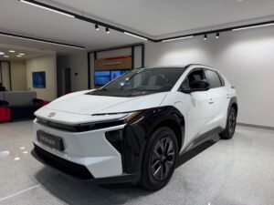 Toyota bZ4X SUV Electric (224 hp) EV Active Tech komplektacija.-image